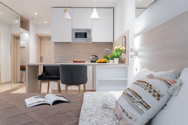 Jak urządzić mały salon z aneksem kuchennym zdjęcia pełne inspiracji