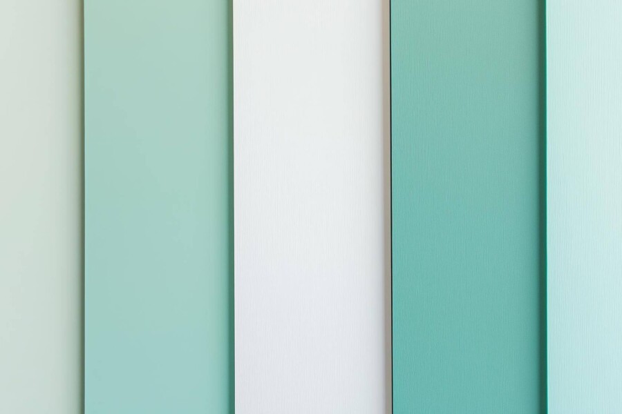 Dulux miętowa szarość z jakim kolorem połączyć we wnętrzu?